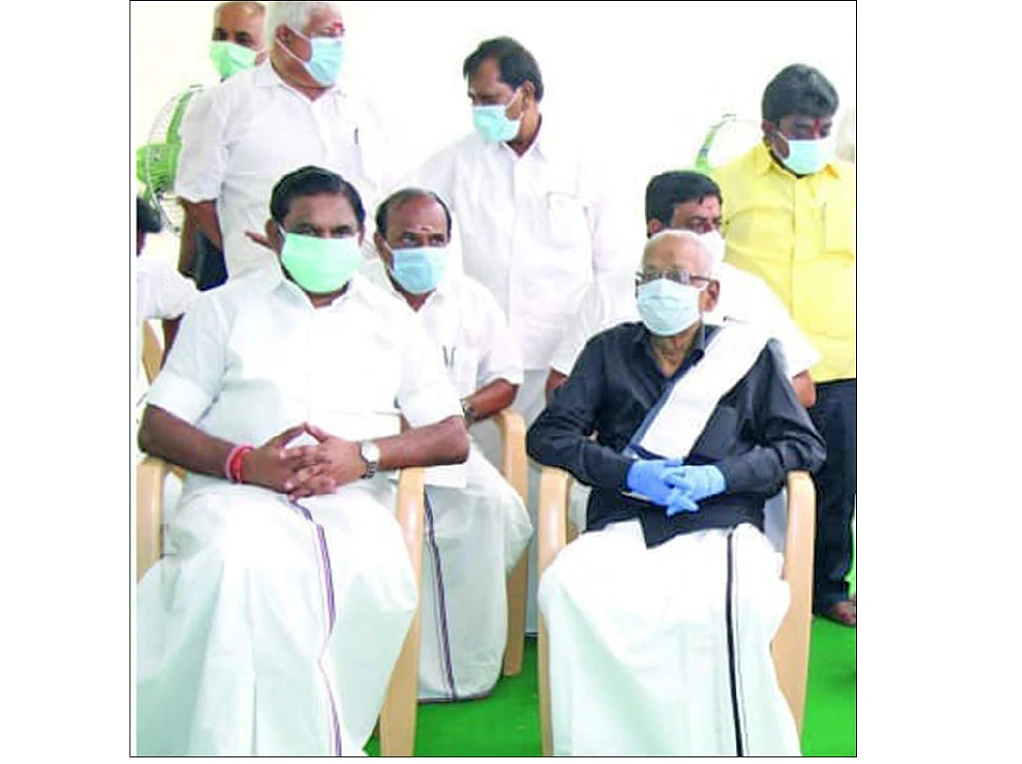 மிஸ்டர் கழுகு: ஐந்து எம்.பி-க்களுக்கு குறி! - தி.மு.க-வை நெருக்கும் ‘டெல்லி’