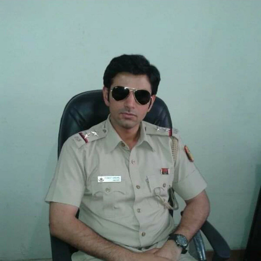 எஸ்.ஐ புனீத்