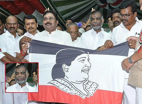 தினகரனுடன் மேலூர் சாமி