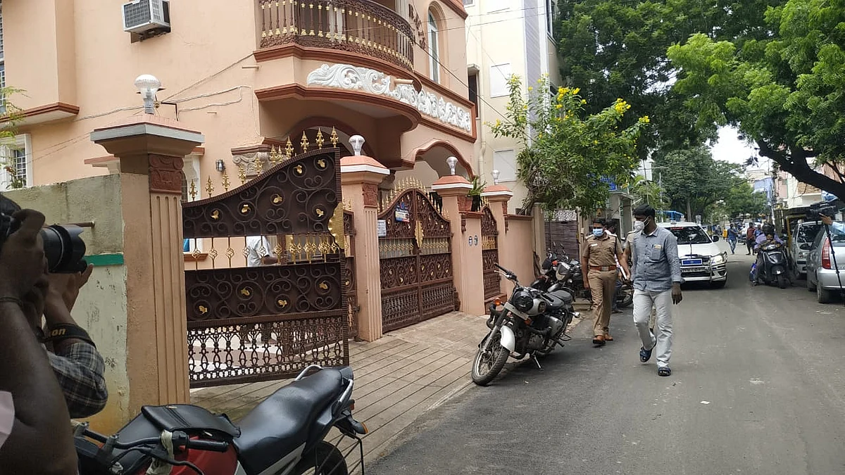 தி.நகரில் கொள்ளை நடந்த இடம்