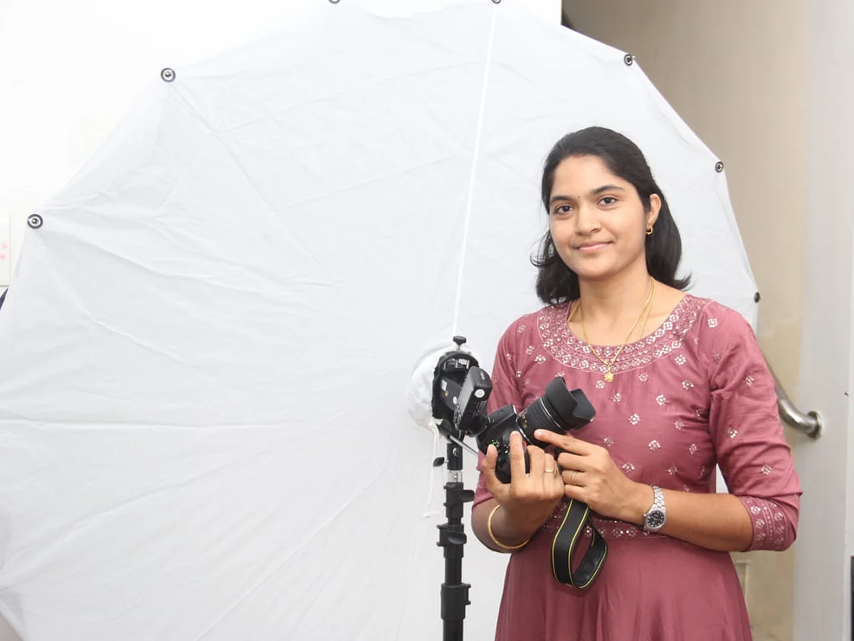 `கிராமத்திலும் இப்போ பேபி போட்டோகிராபி ஹிட்!' - பேபி போட்டோகிராபர் தேனி சாந்தினி