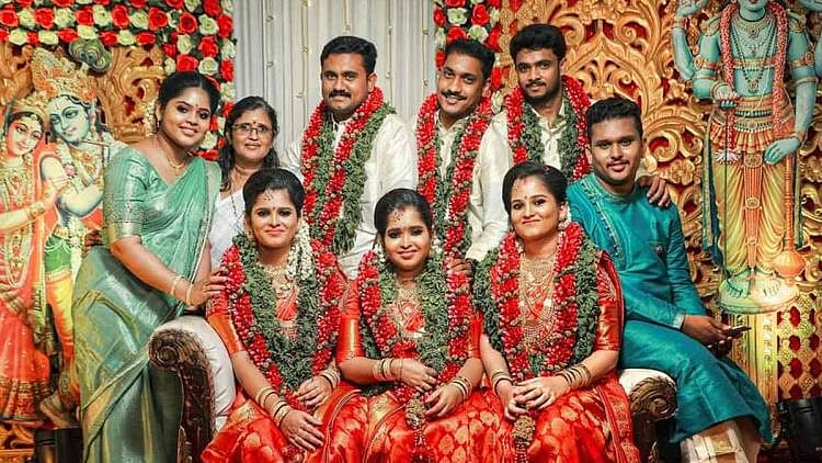 ஒரே பிரசவத்தில் பிறந்த மூன்று பெண்களுக்கு திருமணம்