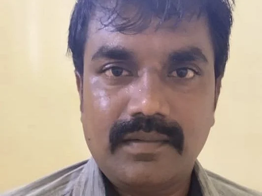 கொரோனா சோதனை; சிறுமிகளுக்குப் பாலியல் சீண்டல்!- போலி சுகாதார ஆய்வாளரை வளைத்த குளச்சல் போலீஸ்