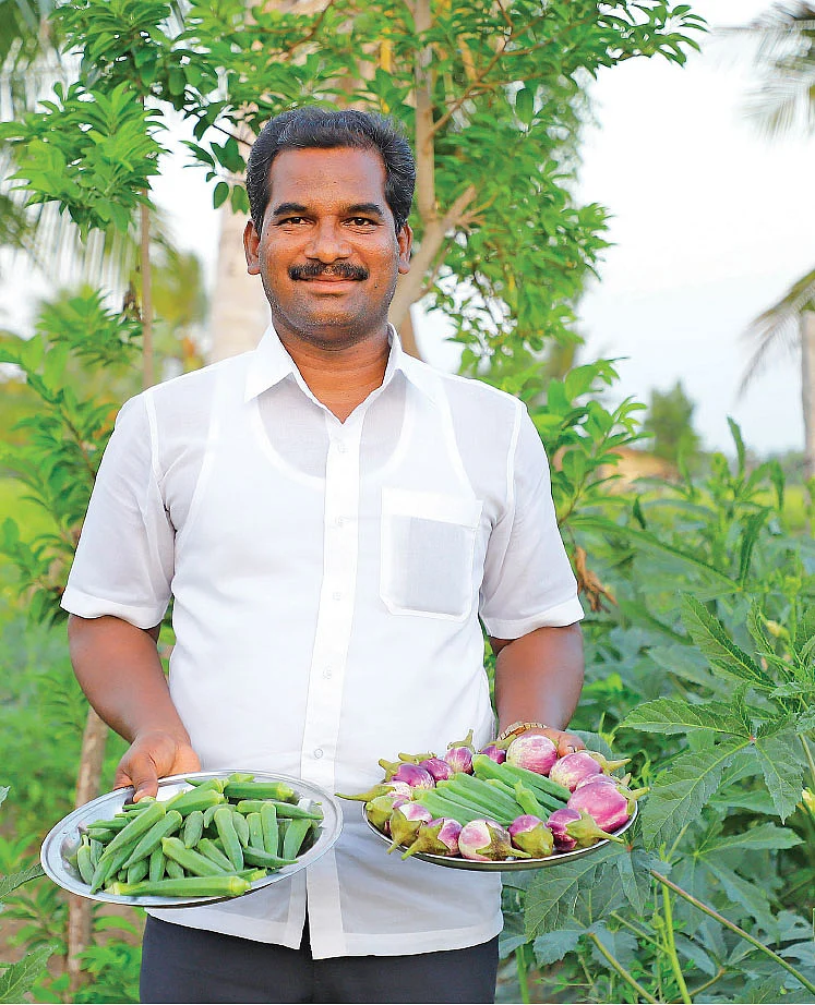 காய்கறிகளுடன் மகேஷ்