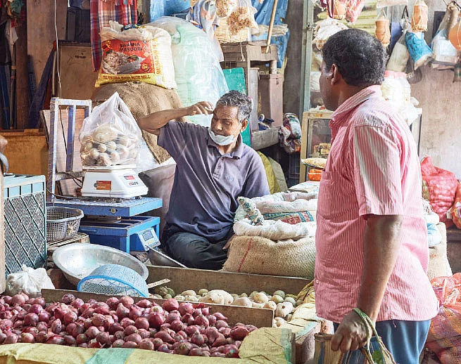 கோவிட்-19 காலத்தில் நுகர்வோர்களும் வணிகர்களும்! - புது இயல்பு நிலை மாற்றங்கள்!