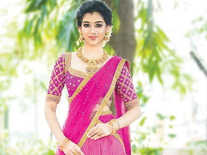 தாவணி போட்ட தீபாவளி... சிக்கன செலவில் ‘சிக்’கான டிரஸ்கள்!