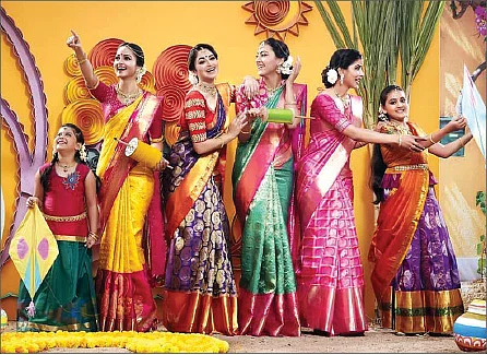 அனுஷ்கா, த்ரிஷா, கீர்த்தி சுரேஷ், ரம்யா கிருஷ்ணன், நித்யா மேனன் மற்றும் பலர்...