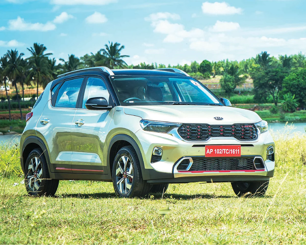Kia Sonet Automatic விலை: GTX+ ரூ.14.78 லட்சம் (சென்னை ஆன்ரோடு)
இன்ஜின்: 998சிசி டர்போ, பவர்: 120bhp, டார்க்: 17.2kgm, கி.கிளியரன்ஸ்: 205மிமீ,
டேங்க்: 45 லிட்டர், பூட் ஸ்பேஸ்: 392 லிட்டர், டச் ஸ்க்ரீன்: 10.25இன்ச்