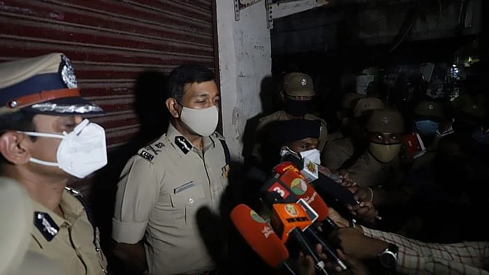 கமிஷனர் மகேஷ்குமார் அகர்வால்