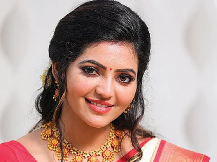 சினிமா விகடன்...