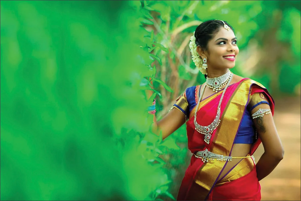 நாலு ஜோக், ரெண்டு பாட்டு, ரெண்டு கவுன்ட்டர் இருந்தா சமாளிச்சிடலாம்...
கல்பாக்கம் காயத்ரி