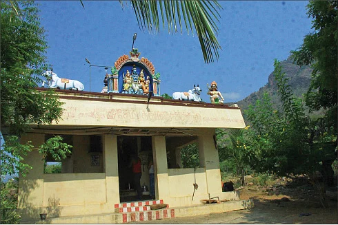 சுயம்பூற்று ஸ்ரீமகாகணபதி கோயில்