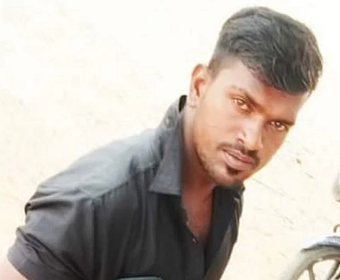 மனோ சேட்