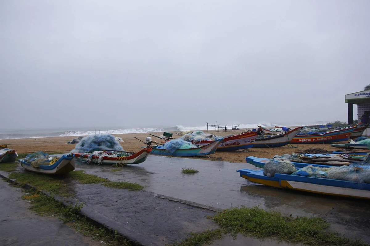 நிவர் புயல் - புதுச்சேரி