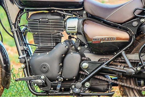 20.2bhp பவர் என்பது இந்த 350 சிசி பைக்குக்குக் குறைவுதான்.
