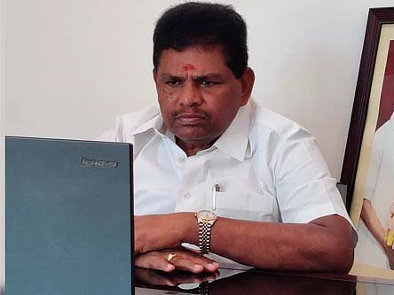 `கேள்வி கேட்டால் ஒருமையில் பேசி மிரட்டுகிறார்!' - அனிதாவுக்கு எதிராகப் புகார் அளித்த வி.சி.க., மா.செ