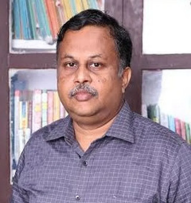 கல்வியாளர் நெடுஞ்செழியன்