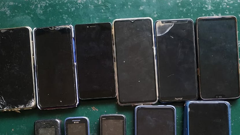 செல்போன்கள்