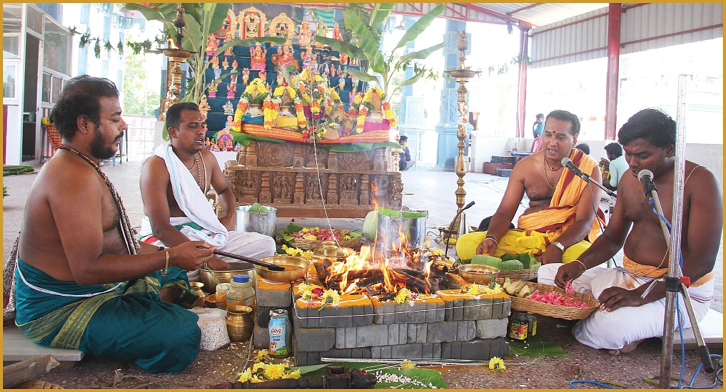 பெரியவெளிக்காடு வெக்காளி அம்மன் கோயிலில்... இனிதே நடந்தேறியது நவதுர்கா ஹோமம்!