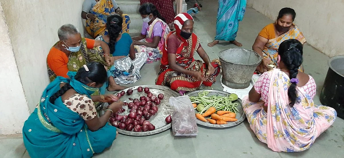 கடலூர் நிவாரண முகாம்