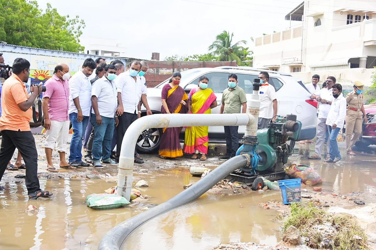 கனிமொழி ஆய்வு