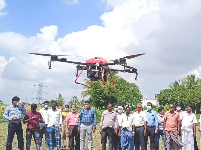 `மக்காச்சோளத்தில் படைப்புழுவைக் கட்டுப்படுத்த புது முயற்சி!’ - திருவண்ணாமலை வேளாண் கல்லூரி அசத்தல்