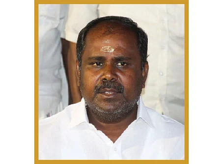 மதுரை விகடன்: ஆயிரம் முகங்கள்!