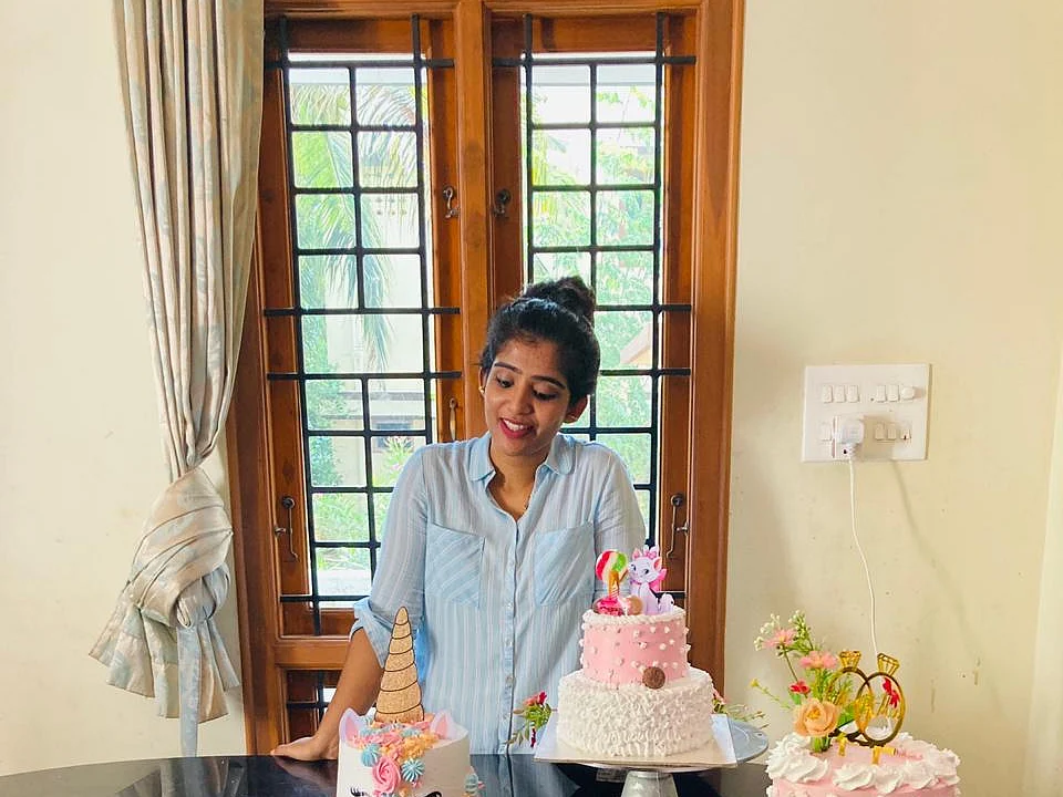 `அப்போ கார்ப்பரேட் HR, இப்போ கேக் பிசினஸில் கில்லி!' - மதுரை ஸ்டெபி