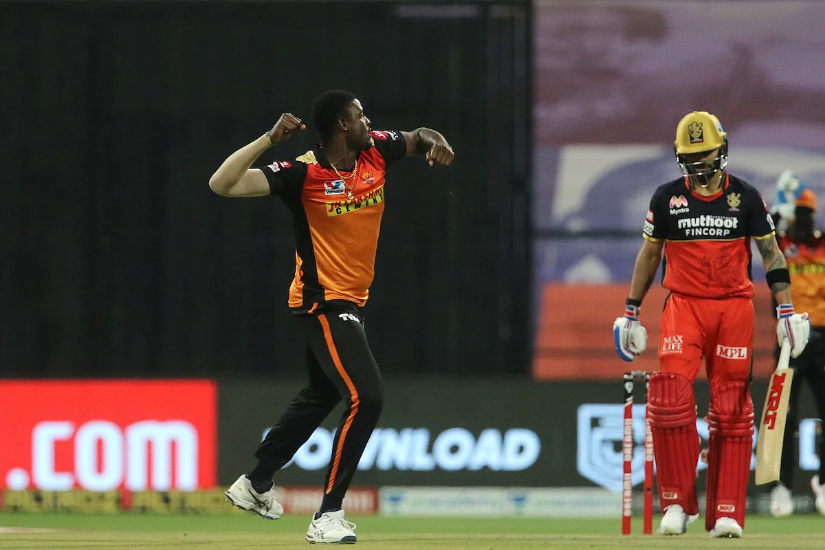 #SRHvRCB