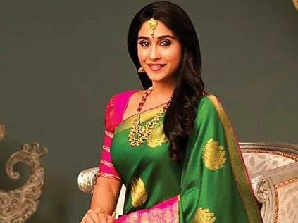 அனுஷ்கா, த்ரிஷா, கீர்த்தி சுரேஷ், ரம்யா கிருஷ்ணன், நித்யா மேனன் மற்றும் பலர்...
