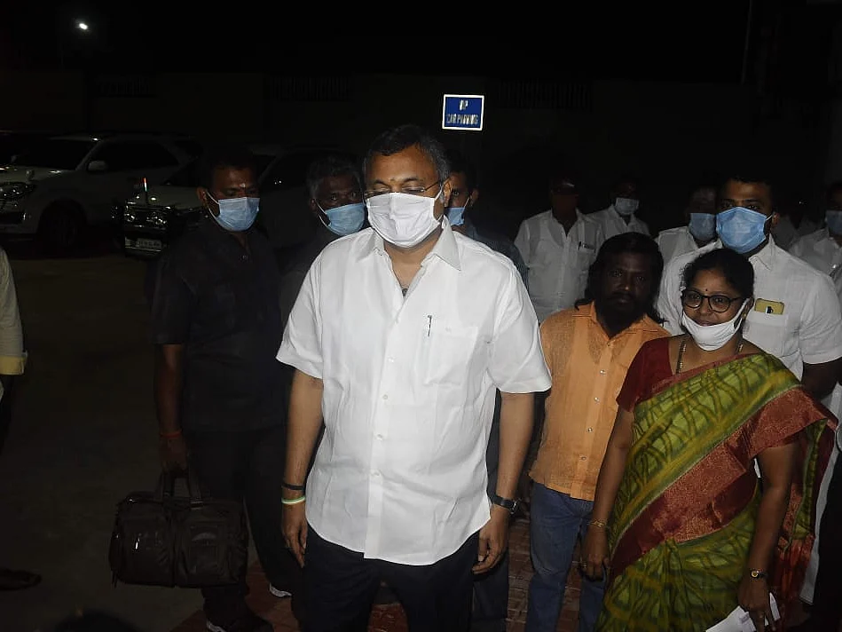 `234 தொகுதிகளின் கள நிலவரம்; தி.மு.க-வினரிடம் பேசுவதற்காகவே ஒரு சர்வே!’ - கார்த்தி சிதம்பரம்