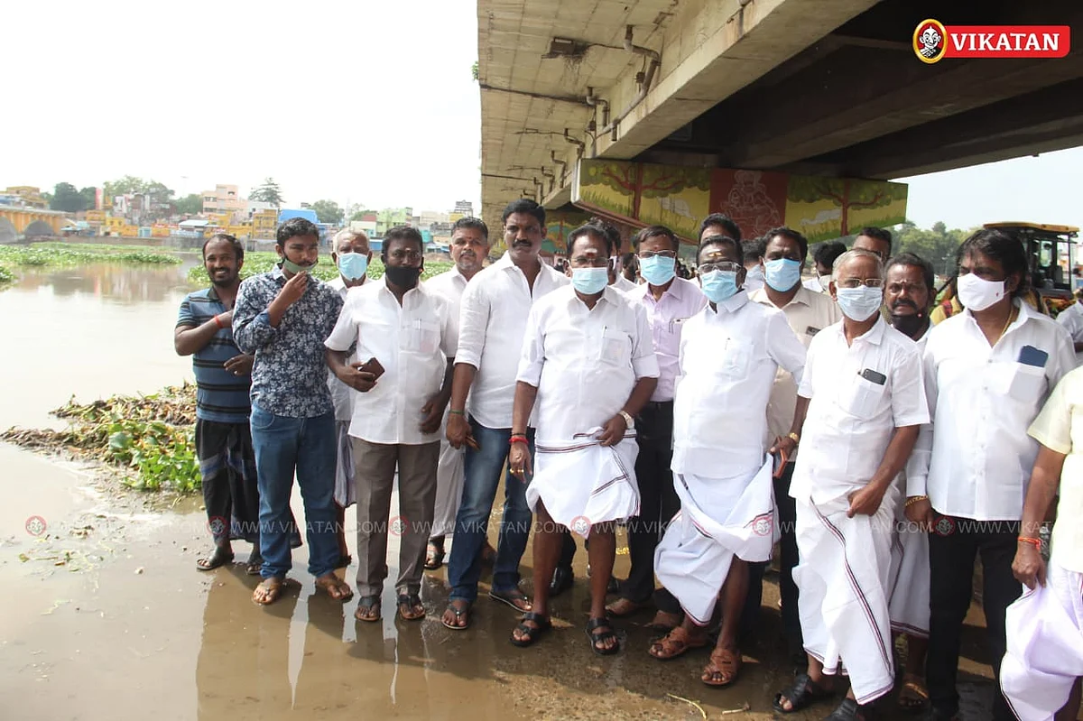 பார்வையிட்ட செல்லூர் ராஜு