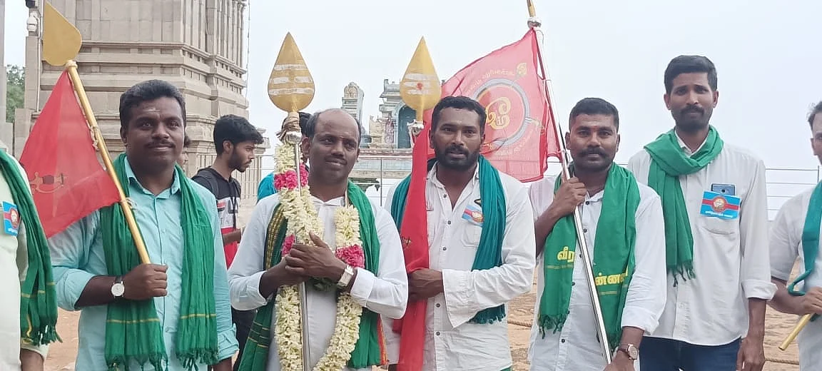 நாம் தமிழர் கட்சியினர் வேல் பயணம்