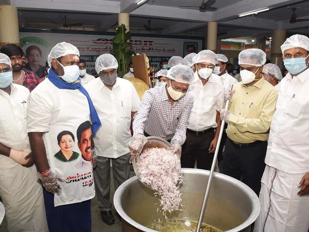 மதுரை: `பெயர் சொல்லி மிரட்டுகிறார் உதயநிதி; அதிகாரப்பசியில் தி.மு.க!’ - மருது அழகுராஜ் விமர்சனம்