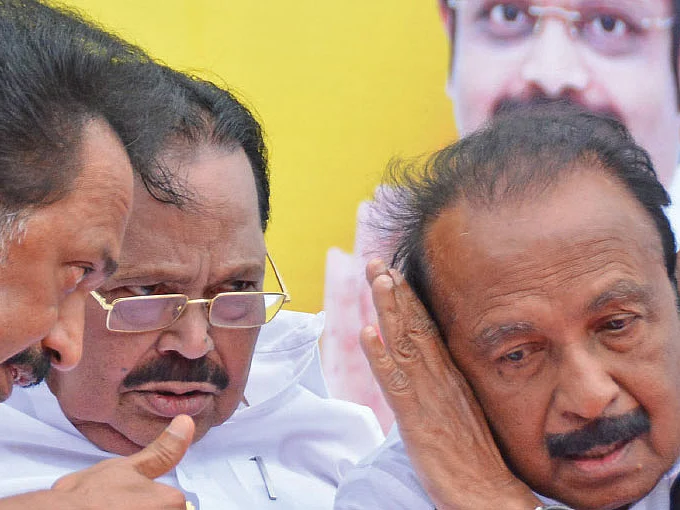 போட்டோ தாக்கு