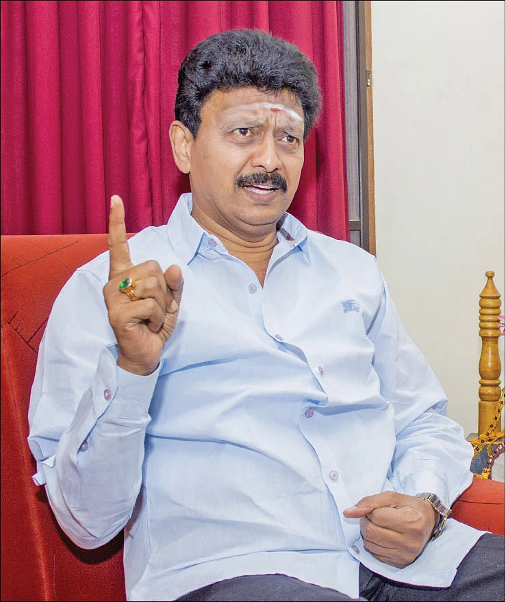 மிஸ்டர் கழுகு: “பா.ம.க-விடம் பேச்சுவார்த்தை வேண்டாம்!” - முட்டுக்கட்டை போட்ட ஸ்டாலின்...