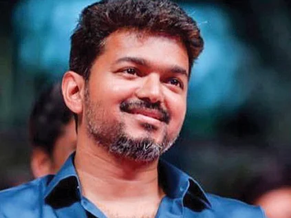 ஆண் பாதி... ஆடை பாதி!