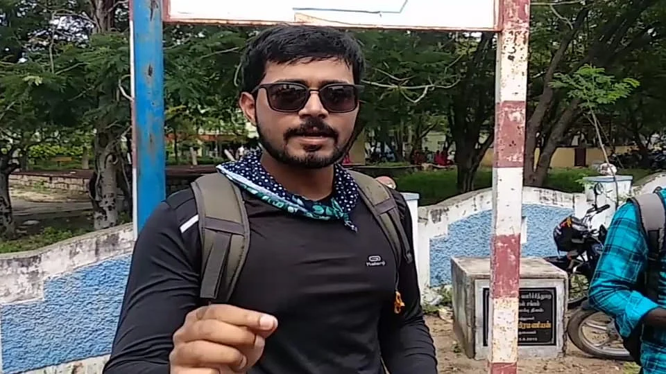 முன்னாள் ராணுவவீரர் ரோனித்ரஞ்சன்