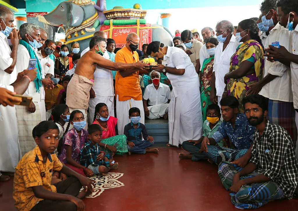 டெல்லி டூர் மாப்பிள்ளை... தமிழக அக்கறை ரஜினி..! கழுகார் அப்டேட்ஸ்