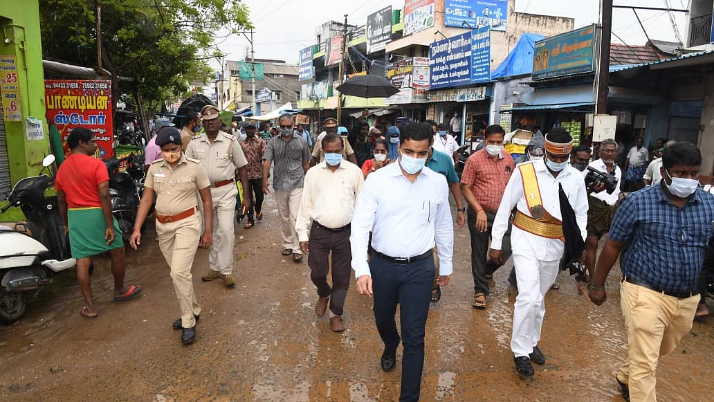 பாதிக்கப்பட்ட பகுதிகளை ஆய்வு செய்த ஆட்சியர் செந்தில்ராஜ்