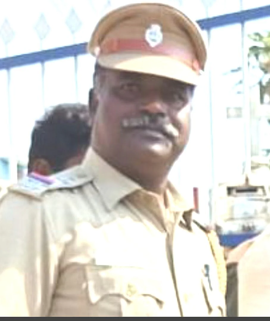 சப்-இன்ஸ்பெக்டர் செல்வம்