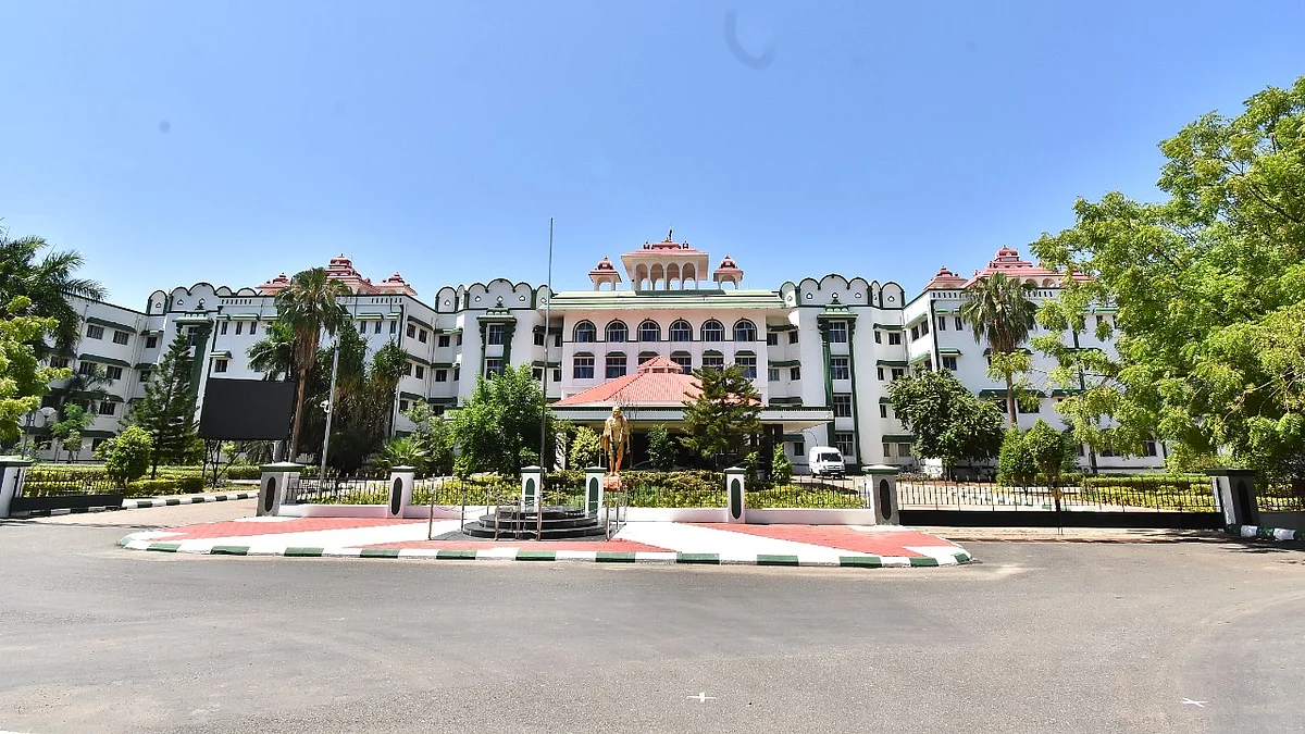 ரவிச்சந்திரன் விடுதலை தொடர்பாக மனு