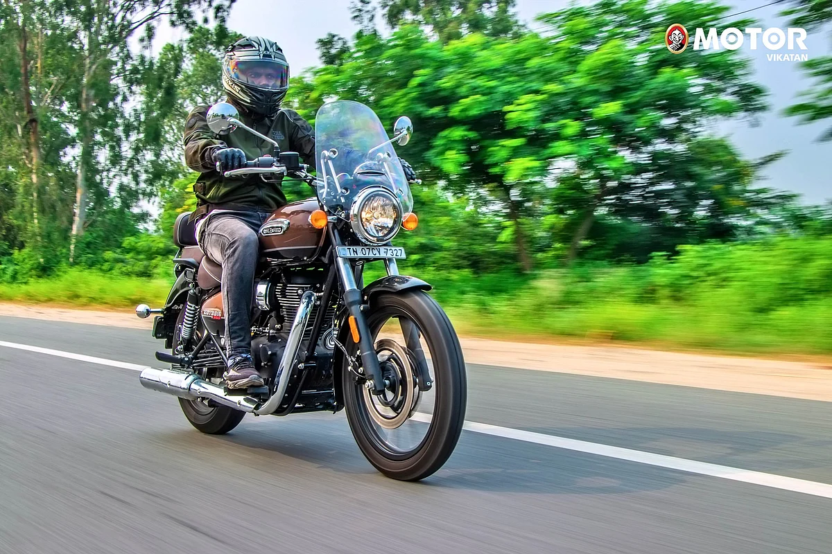 சீட் உயரம் 765 மிமீ