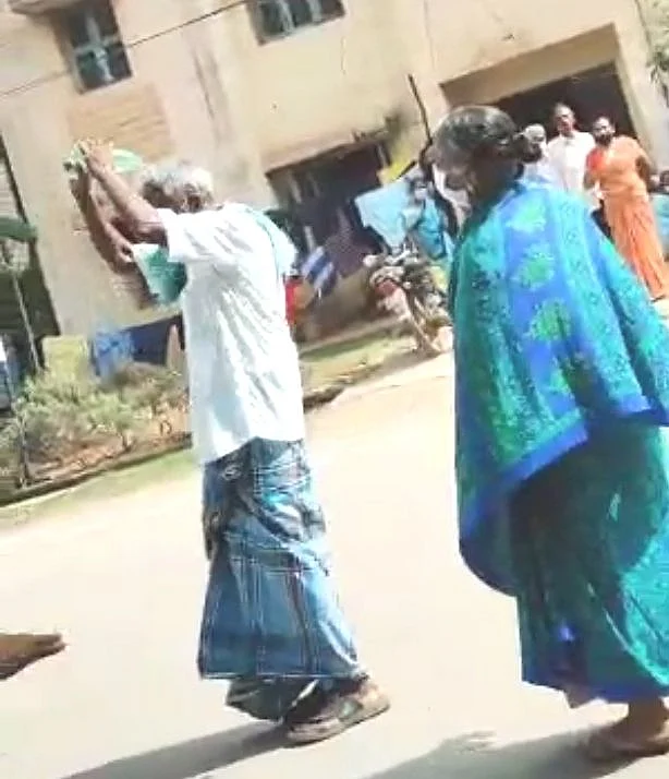 தீக்குளிக்க முயன்ற விவசாயி