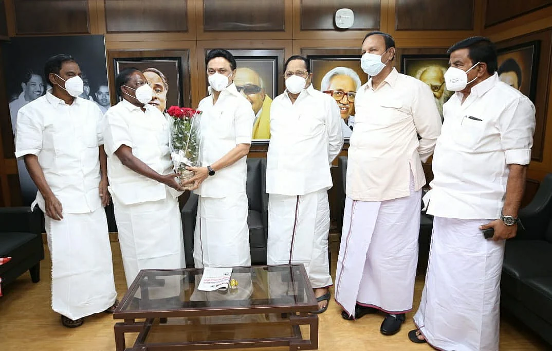 நாராயணசாமி - ஸ்டாலின்