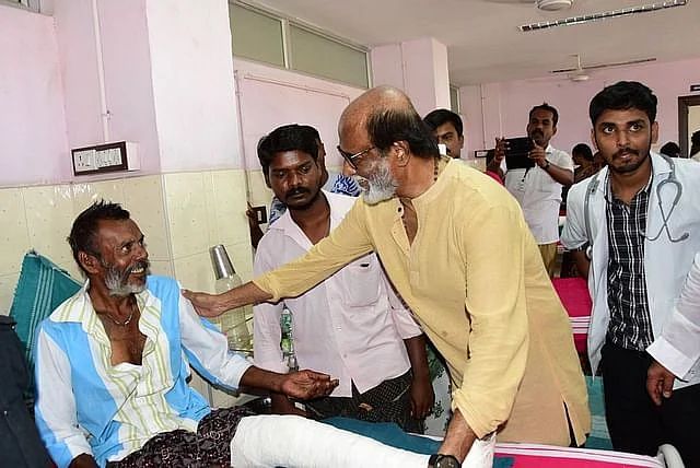 ஆறுதல் கூறிய ரஜினி