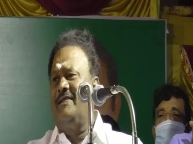 திண்டுக்கல்: `இயேசுநாதரைச் சுட்ட கோட்சே வாரிசு மாதிரி..!’ - சர்ச்சையான அமைச்சர் சீனிவாசன் பேச்சு
