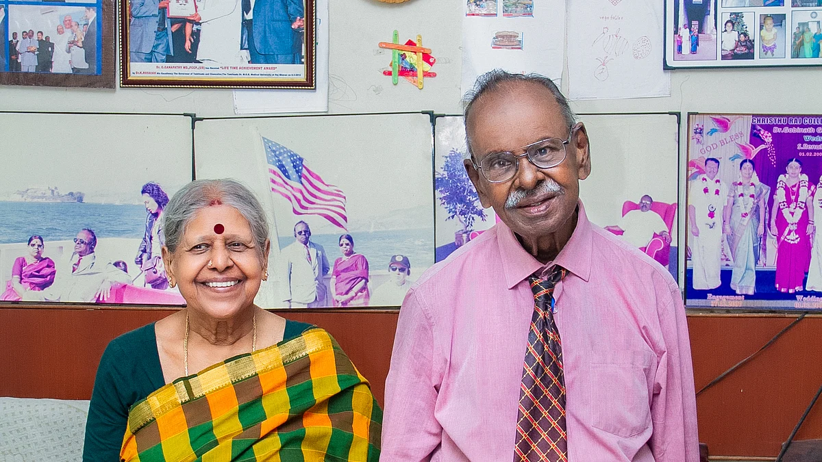 மனைவியுடன் கணபதி