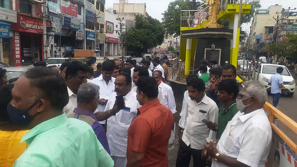 போராட்டம்