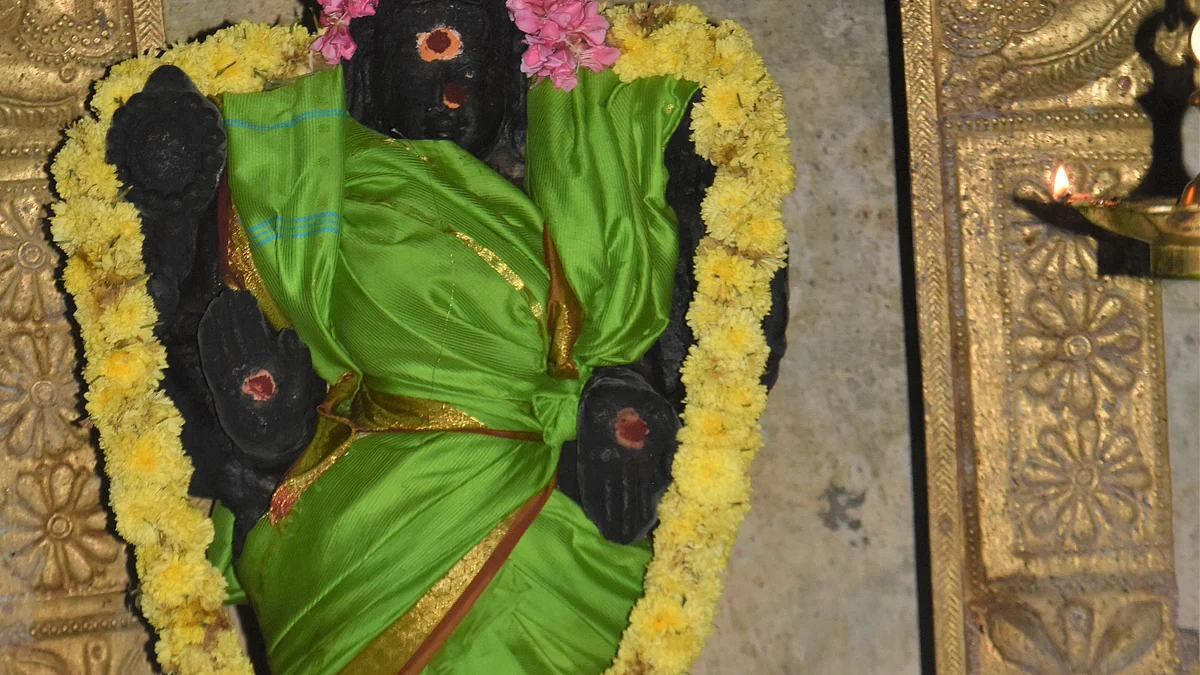 அம்பாள்